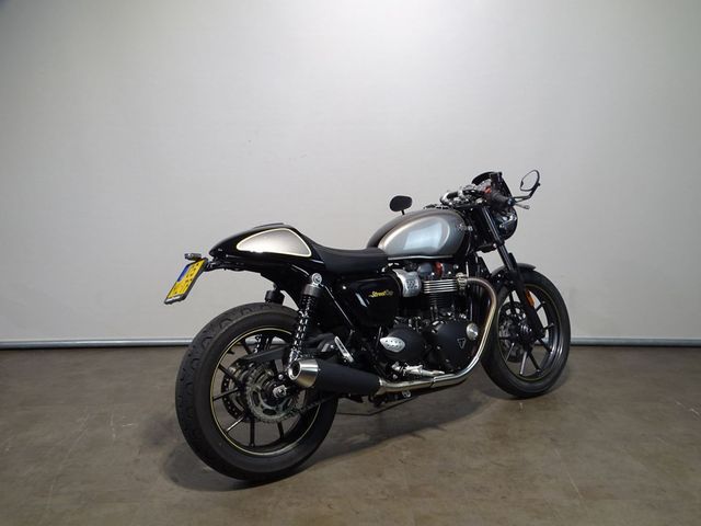 triumph - street-cup