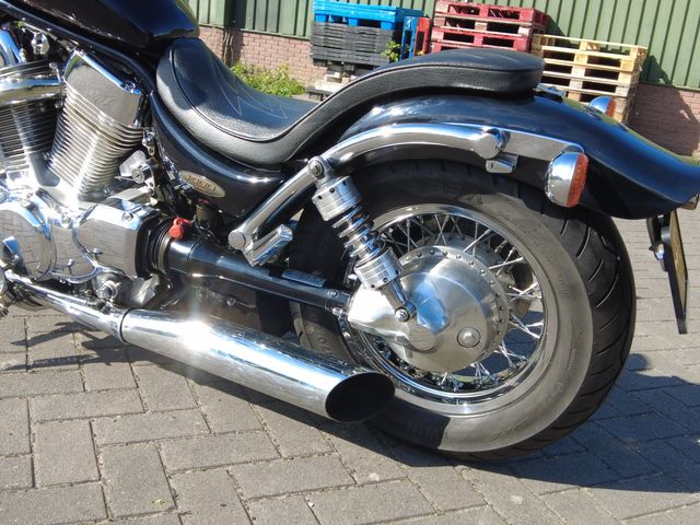 suzuki - vs-1400-intruder
