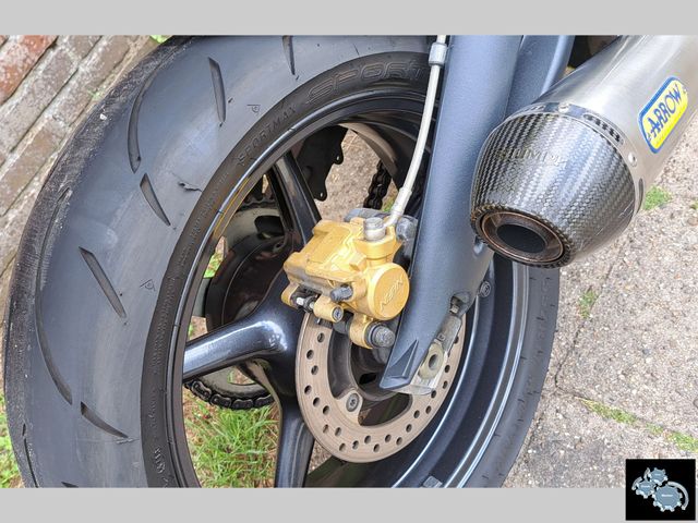 triumph - street-triple-675