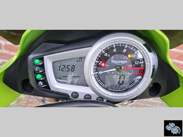 triumph - street-triple-675