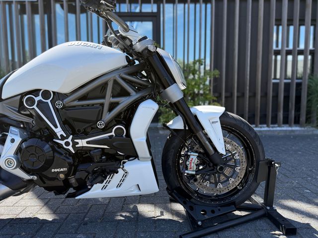 ducati - xdiavel-s