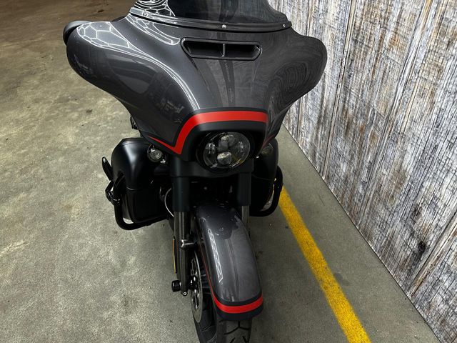 harley-davidson - street-glide-cvo-flhxse