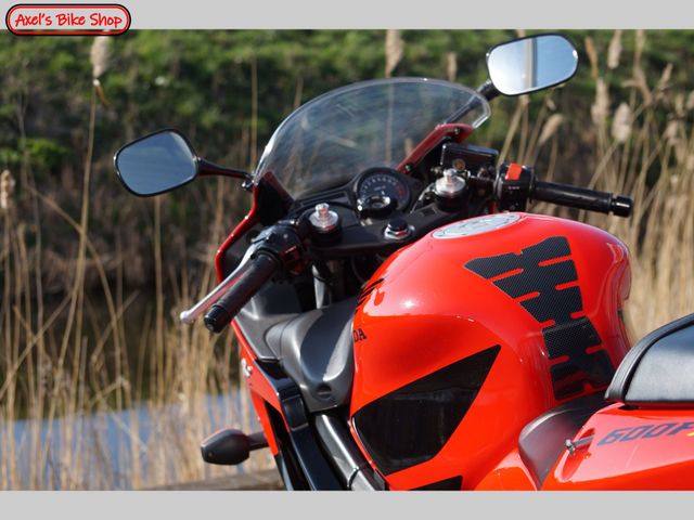 honda - cbr-600-fs--sport