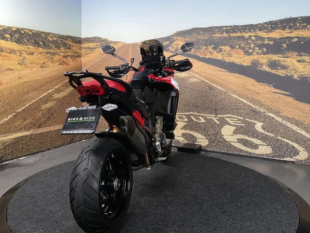 ducati - multistrada-v4-pikes-peak