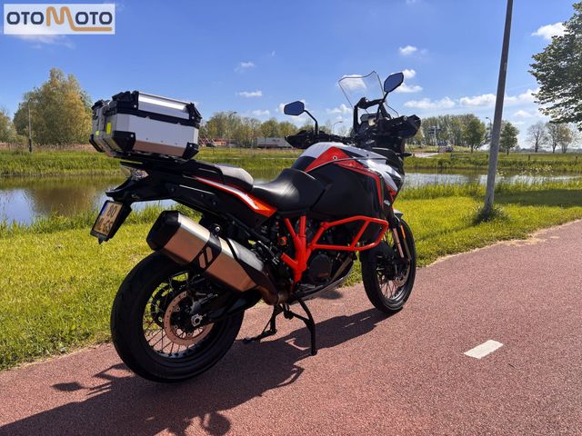 ktm - 1290-super-adventure-r
