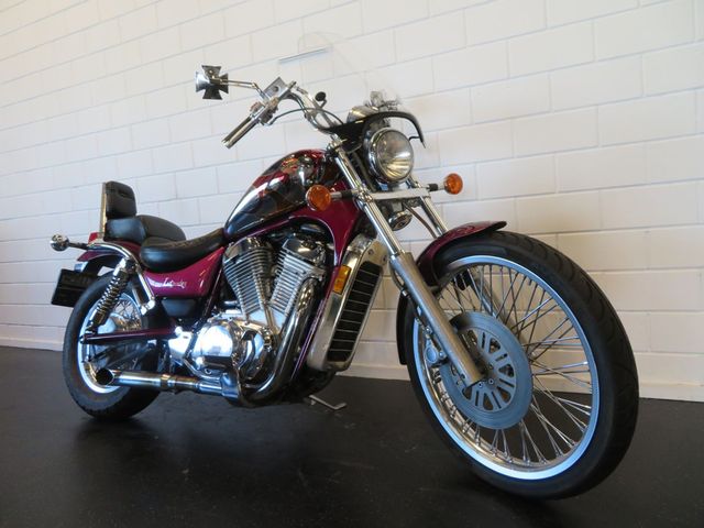 suzuki - vs-750-intruder