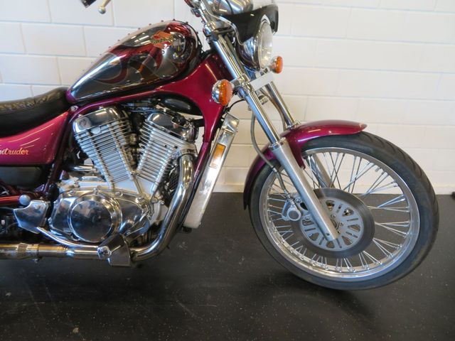 suzuki - vs-750-intruder