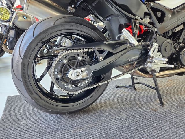 bmw - f-800-r