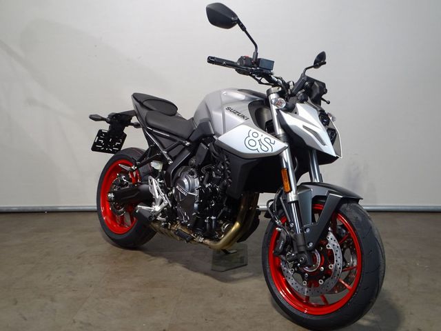 suzuki - gsx-8s