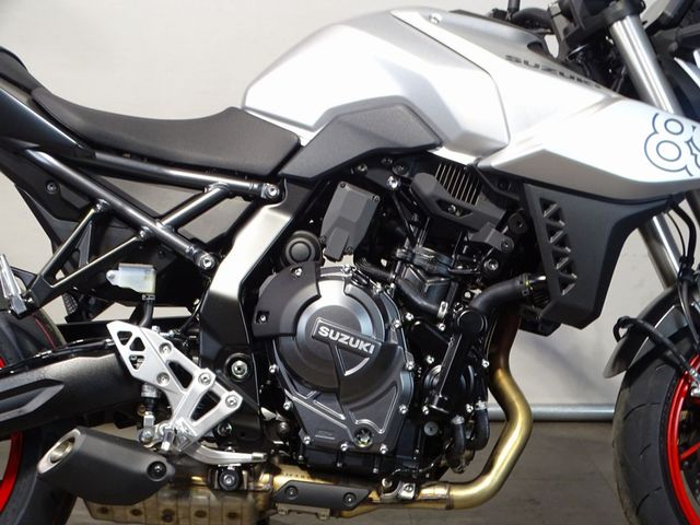 suzuki - gsx-8s