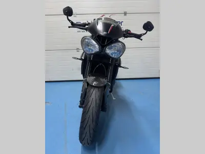 TRIUMPH SPEED TRIPLE RS – foto 3