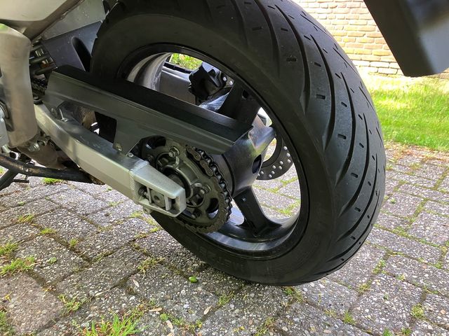 suzuki - v-strom-1000