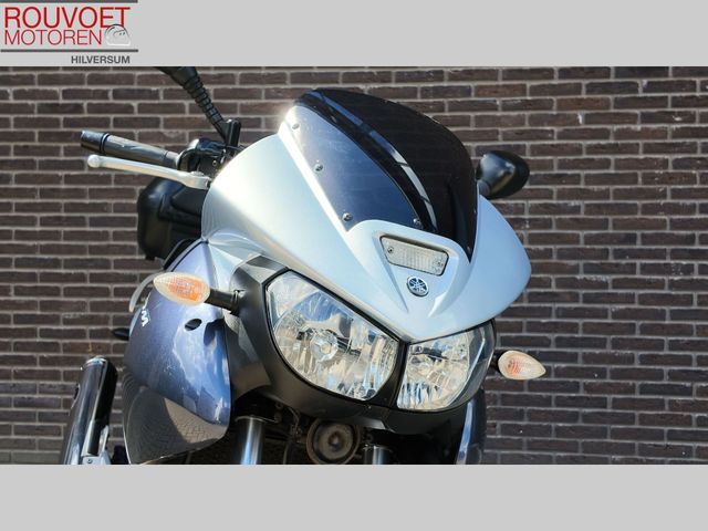 yamaha - tdm-900