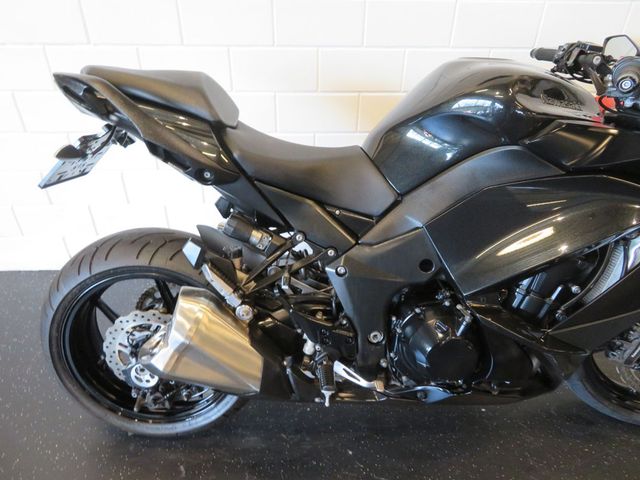 kawasaki - z-1000-sx