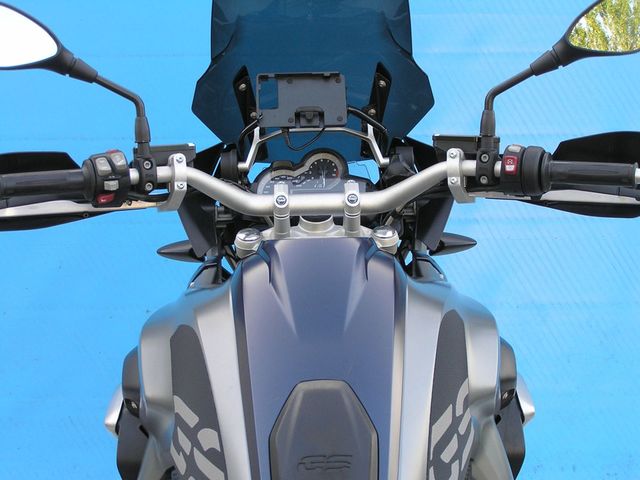 bmw - r-1200-gs