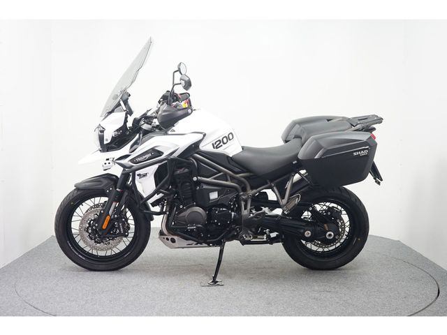triumph - tiger-1200-xca