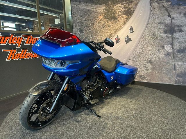 harley-davidson - cvo-road-glide-st