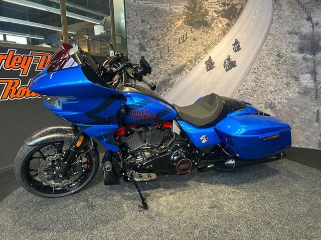 harley-davidson - cvo-road-glide-st