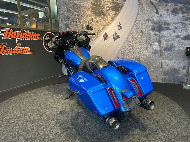 harley-davidson - cvo-road-glide-st