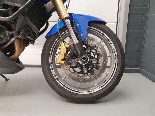 triumph - tiger-1050