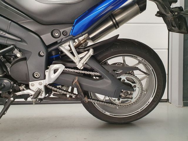 triumph - tiger-1050