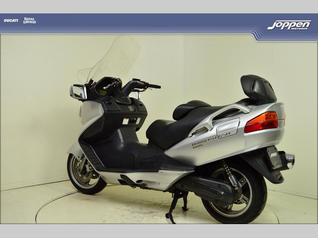 suzuki - burgman-an-650