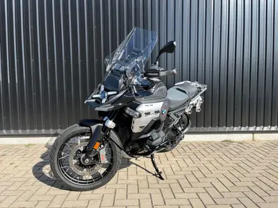 BMW R 1300 GS ADVENTURE TRIPLE BLACK – foto 2