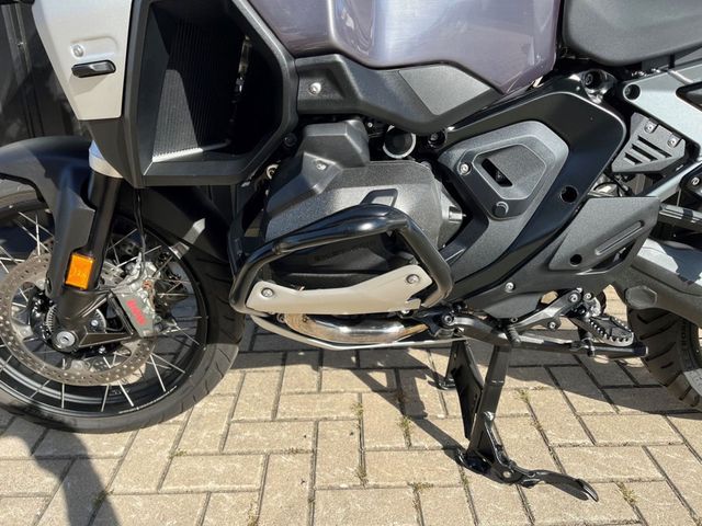 bmw - r-1300-gs-adventure-triple-black
