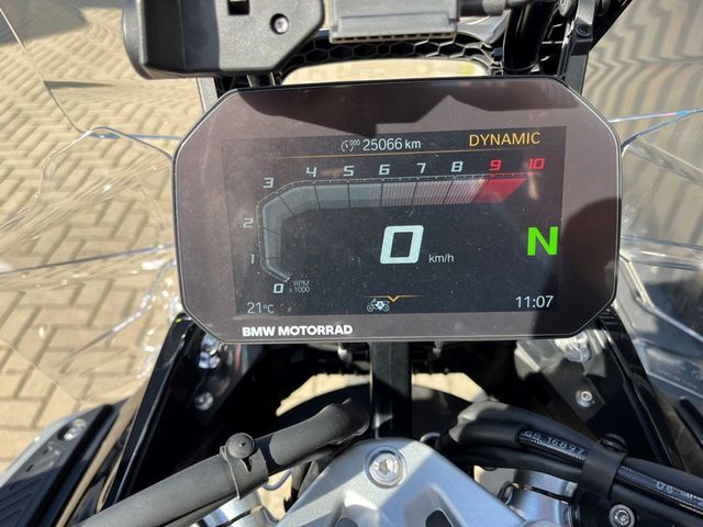bmw - r-1300-gs-adventure-triple-black