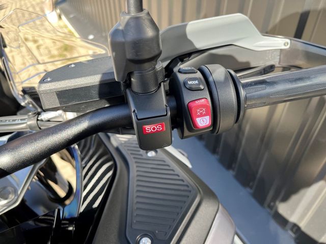 bmw - r-1300-gs-adventure-triple-black