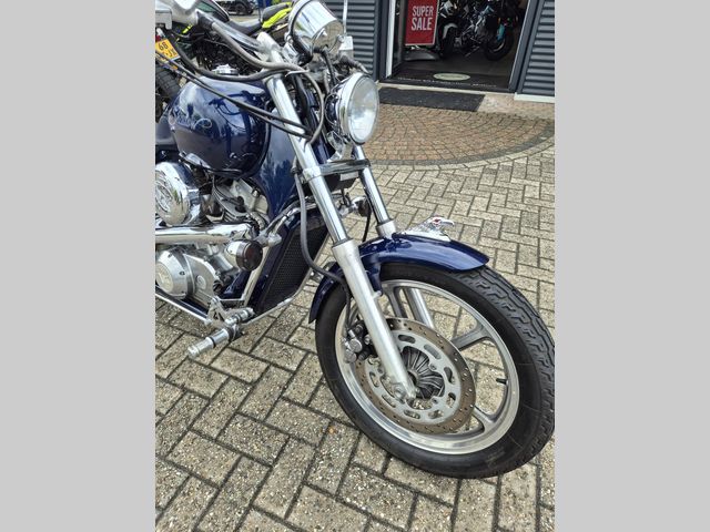 honda - vt-1100-c-shadow