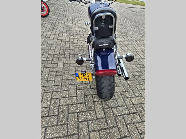 honda - vt-1100-c-shadow