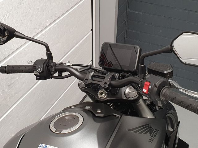 honda - cb-1000-hornet