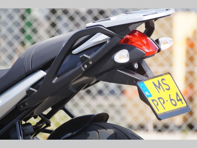 bmw - r-1200-r