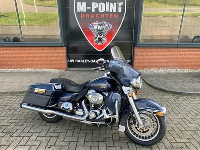 HARLEY-DAVIDSON STREET GLIDE FLHX – foto 4