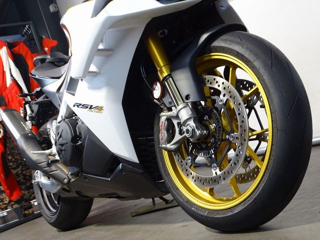 aprilia - rsv-4-1100-factory