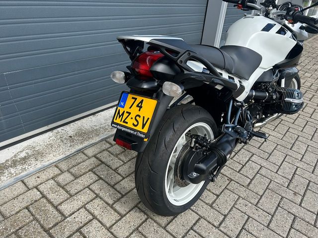 bmw - r-1150-r-rockster