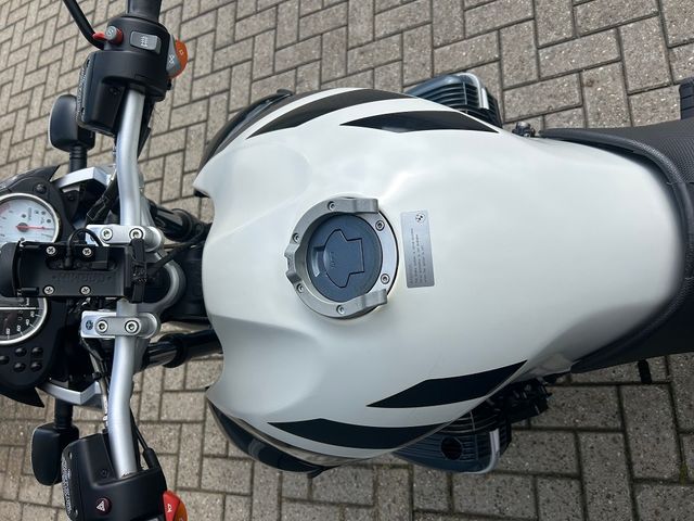 bmw - r-1150-r-rockster
