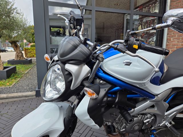 suzuki - sfv-650-gladius-abs