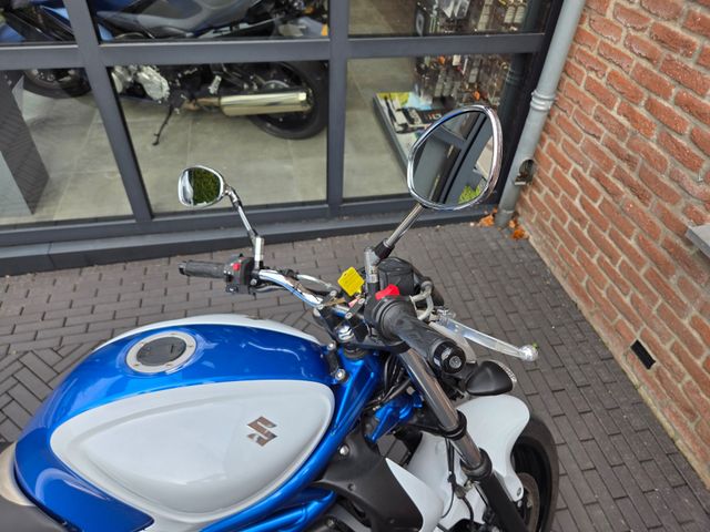 suzuki - sfv-650-gladius-abs