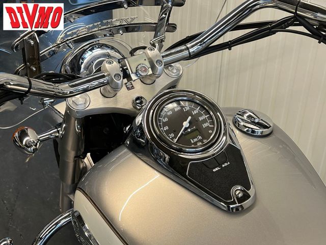 suzuki - vl-800-volusia