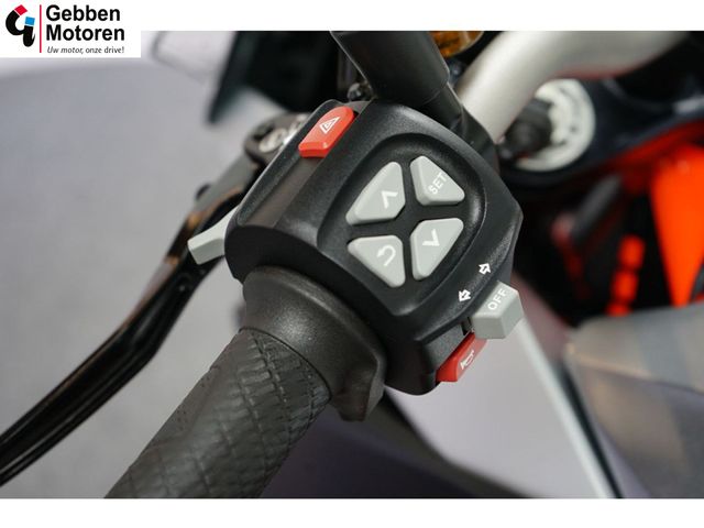 ktm - 1290-super-duke-gt