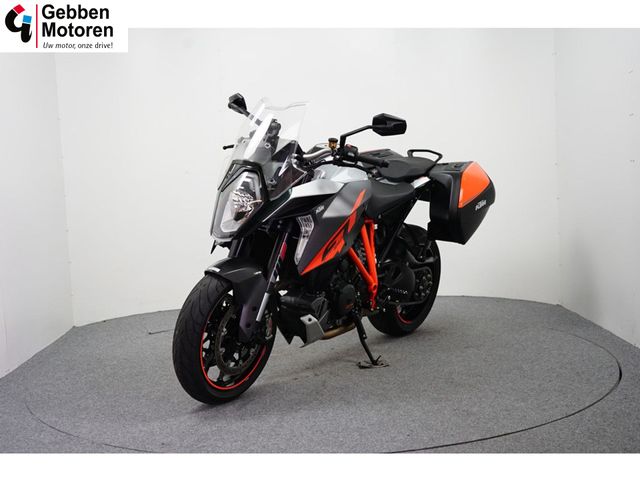 ktm - 1290-super-duke-gt