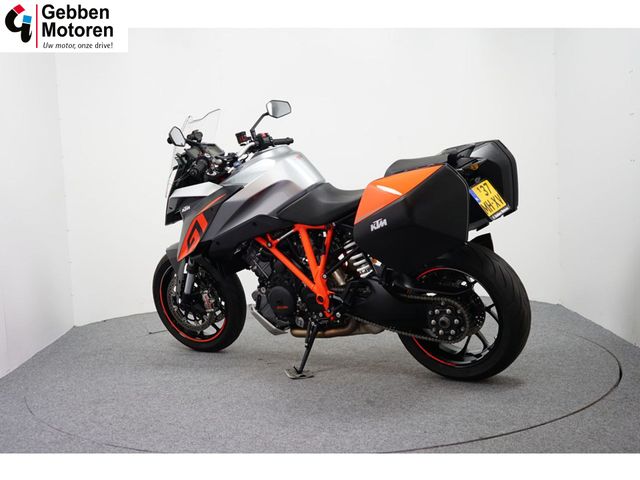ktm - 1290-super-duke-gt