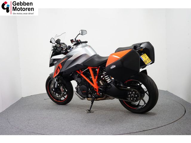 ktm - 1290-super-duke-gt