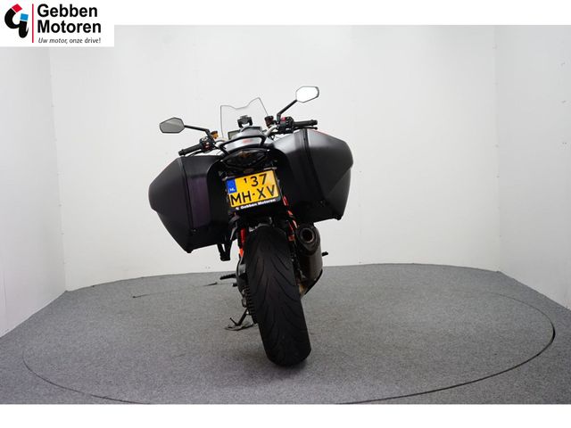 ktm - 1290-super-duke-gt