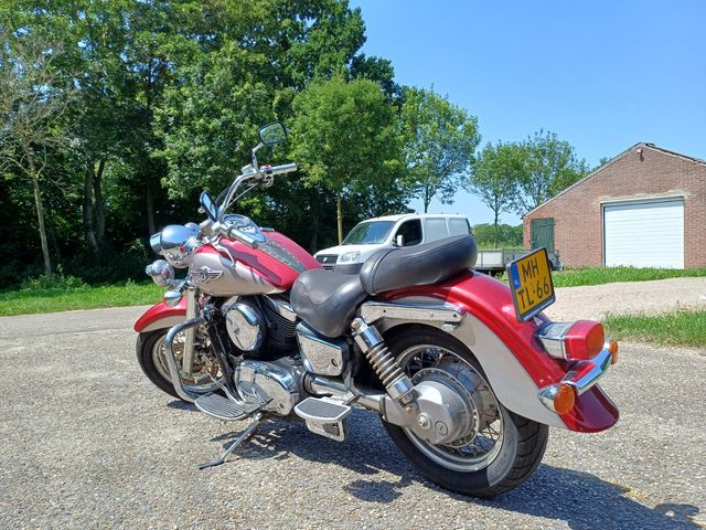 kawasaki - vn-1500-classic