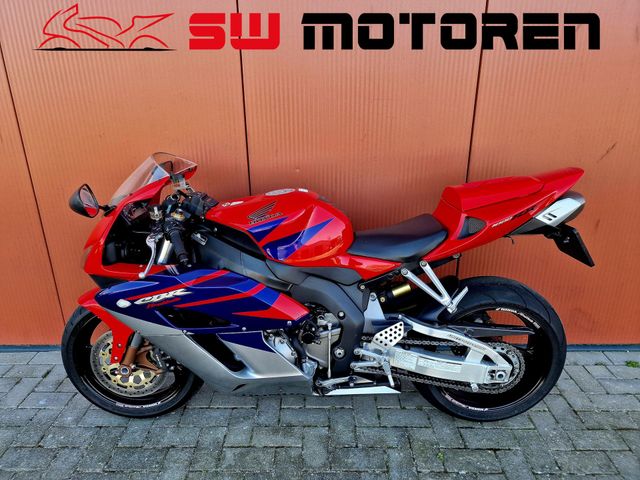 honda - cbr-1000-rr-fireblade
