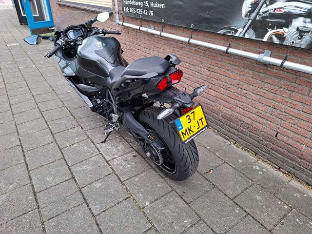 kawasaki - ninja-h2-sx