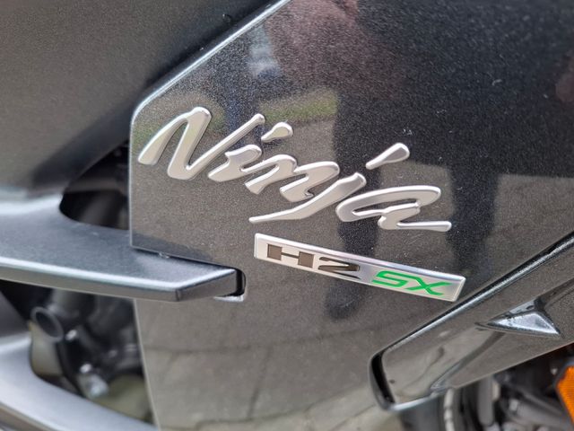 kawasaki - ninja-h2-sx